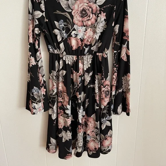 Pink Blush Dress - small - Picture 3 of 3